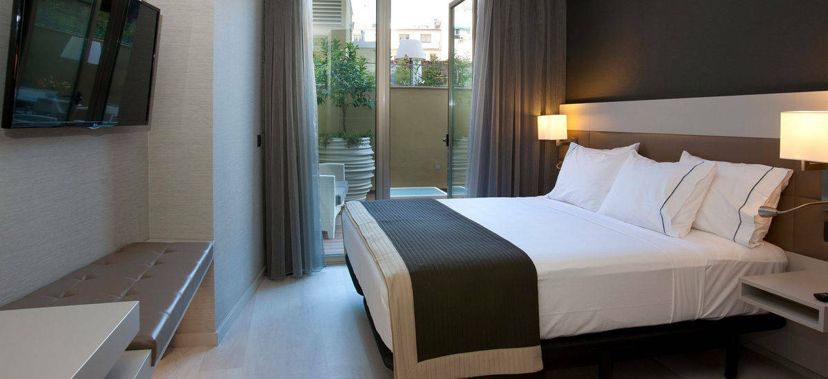 Sh Colon Hotel Valenza